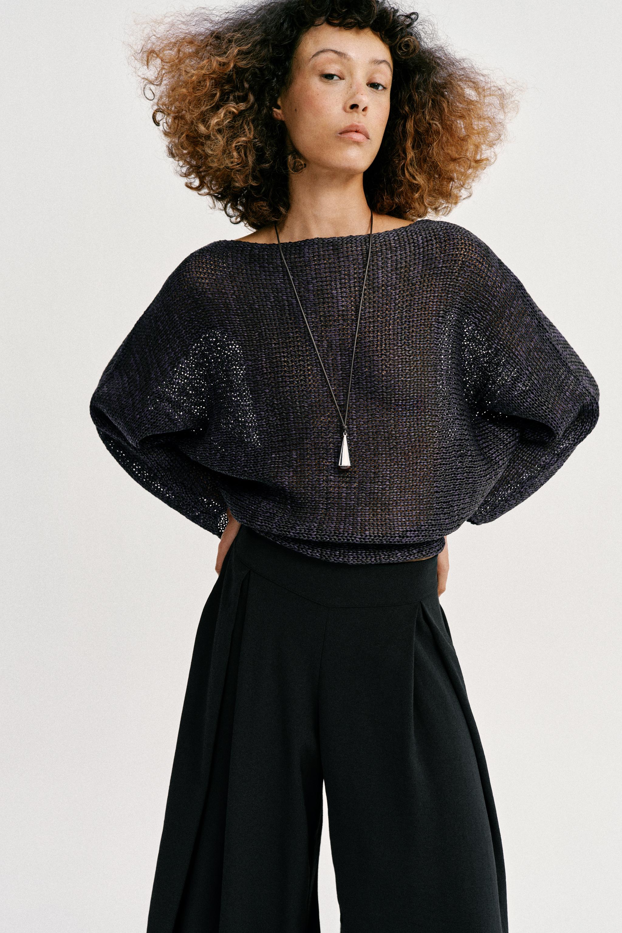 FLOWY PANTS WITH VENTS